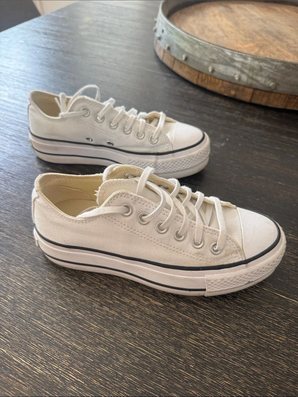 Converse Platform Low-Top Canvas Platform Sneakers - White
